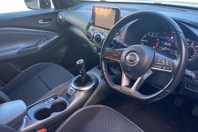 Nissan JUKE 1.0 DiG-T 114 N-Connecta 5dr