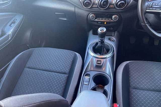 Nissan JUKE 1.0 DiG-T 114 N-Connecta 5dr