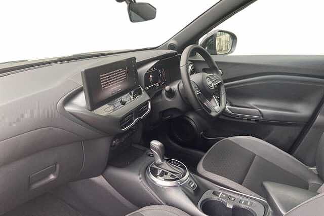 Nissan JUKE 1.6 Hybrid N-Connecta 5dr Auto