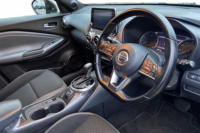 Nissan JUKE 1.0 DiG-T 114 N-Connecta 5dr DCT