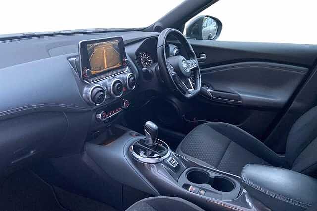 Nissan JUKE 1.0 DiG-T 114 N-Connecta 5dr DCT