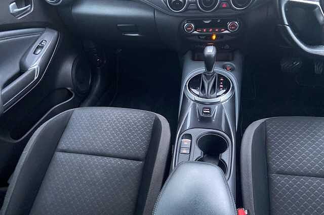 Nissan JUKE 1.0 DiG-T 114 N-Connecta 5dr DCT