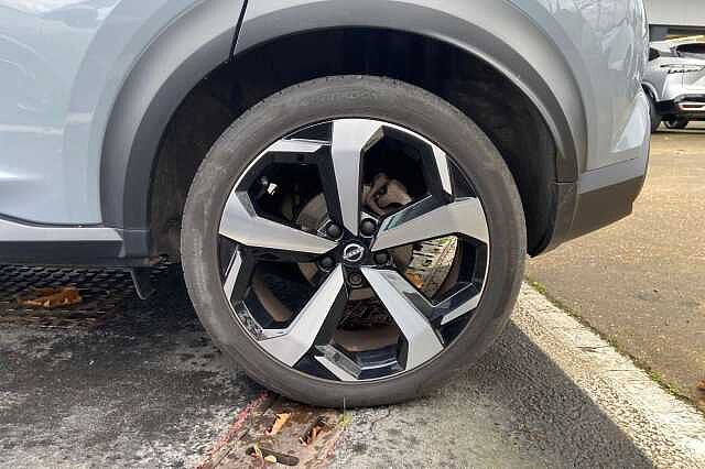 Nissan JUKE 1.0 DiG-T 114 Tekna 5dr DCT