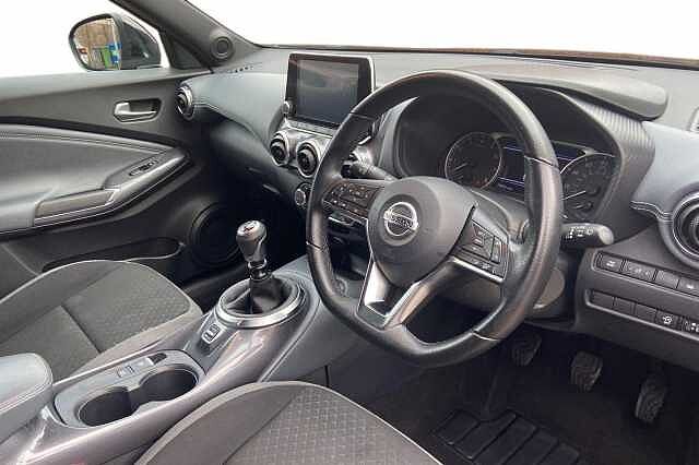 Nissan JUKE 1.0 DiG-T 114 N-Connecta 5dr
