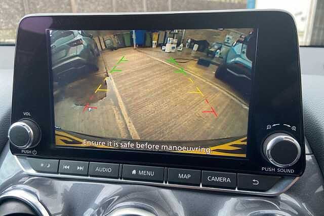 Nissan JUKE 1.0 DiG-T 114 N-Connecta 5dr