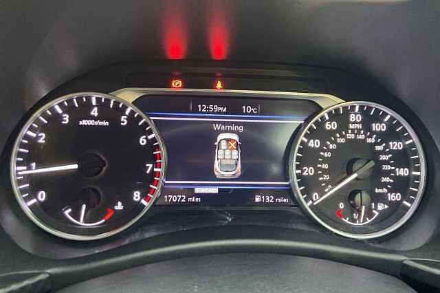 Nissan JUKE 1.0 DiG-T 114 N-Connecta 5dr