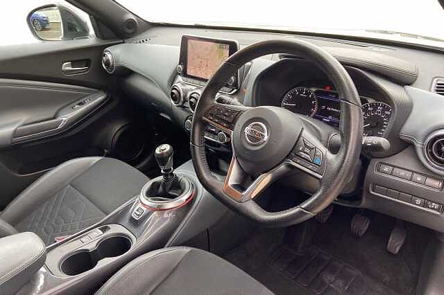 Nissan JUKE 1.0 DiG-T Tekna 5dr