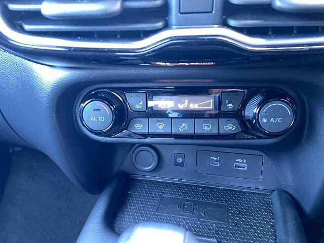 Nissan JUKE 1.0 DiG-T Tekna 5dr DCT