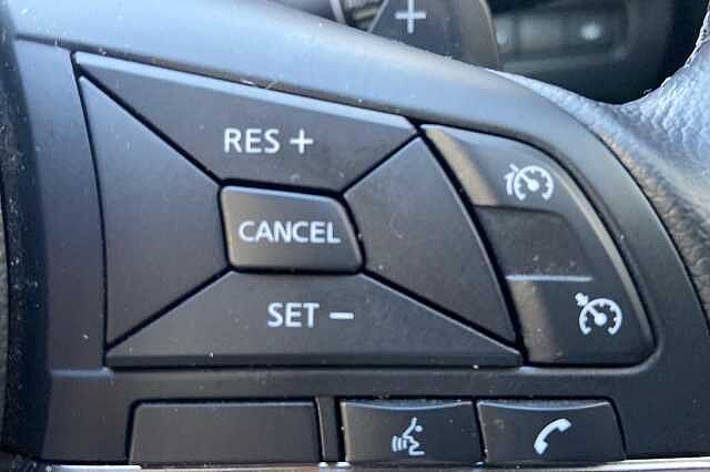 Nissan JUKE 1.0 DiG-T 114 N-Connecta 5dr DCT