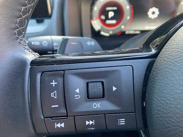 Nissan QASHQAI 1.3 DiG-T MH 158 N-Connecta 5dr Xtronic