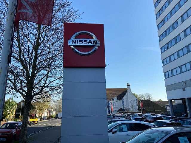 Nissan QASHQAI 1.3 DiG-T MH 158 N-Connecta 5dr Xtronic