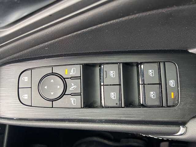 Nissan QASHQAI 1.5 E-Power N-Connecta [Glass Roof] 5dr Auto