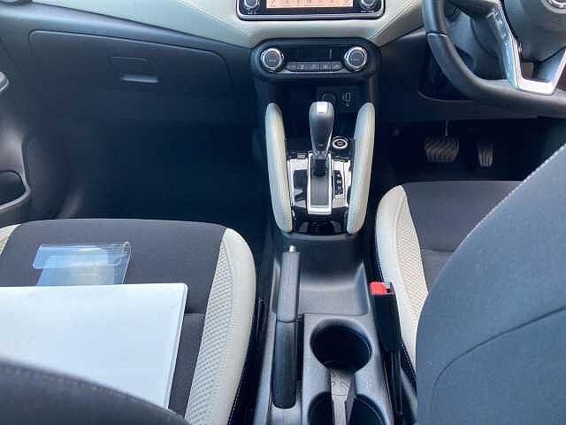 Nissan MICRA 1.0 IG-T 92 Tekna 5dr CVT