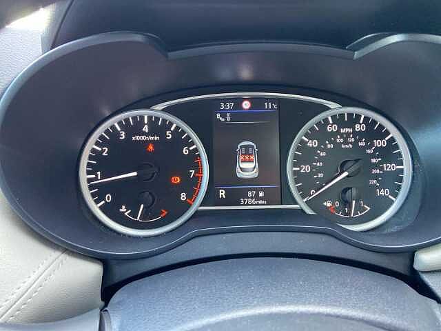 Nissan MICRA 1.0 IG-T 92 Tekna 5dr CVT