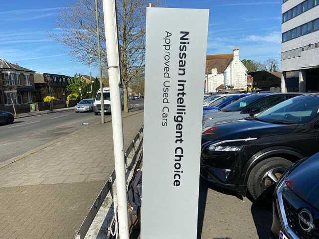 Nissan MICRA 1.0 IG-T 92 Tekna 5dr CVT