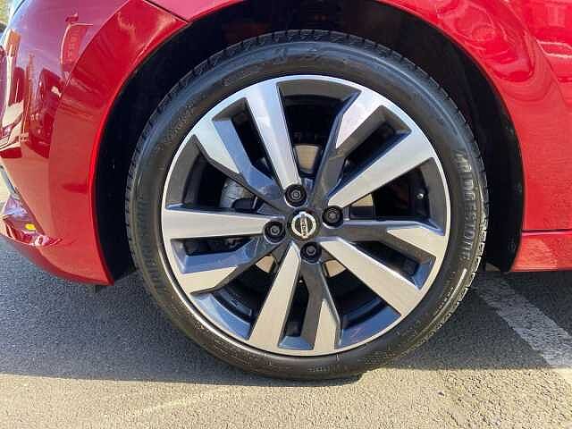 Nissan MICRA 1.0 IG-T 92 Tekna 5dr CVT