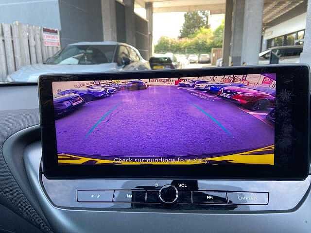 Nissan JUKE 1.0 DiG-T N-Connecta 5dr DCT