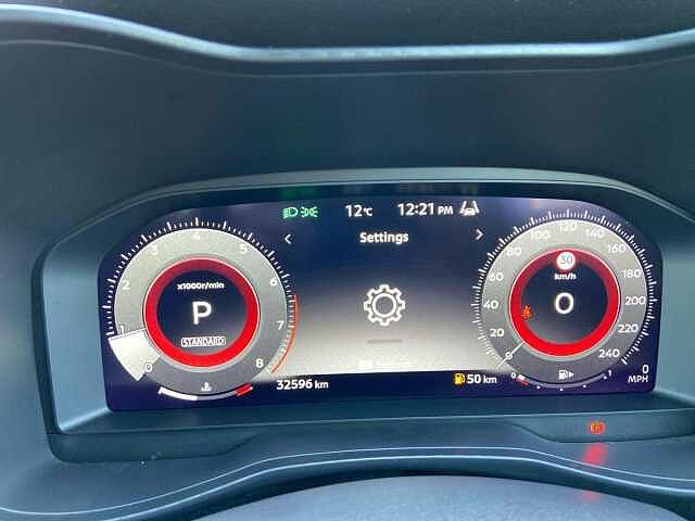 Nissan JUKE 1.0 DiG-T N-Connecta 5dr DCT