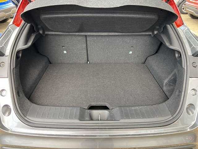 Nissan JUKE 1.6 Hybrid N-Connecta 5dr Auto