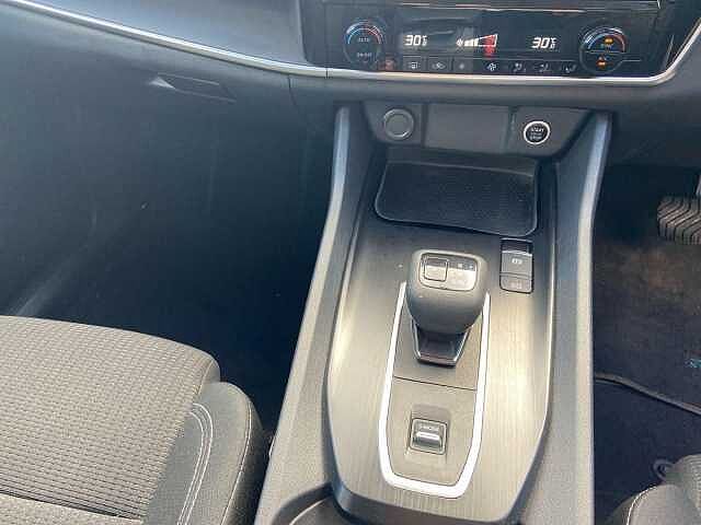 Nissan QASHQAI 1.3 DiG-T MH 158 Acenta Premium 5dr Xtronic