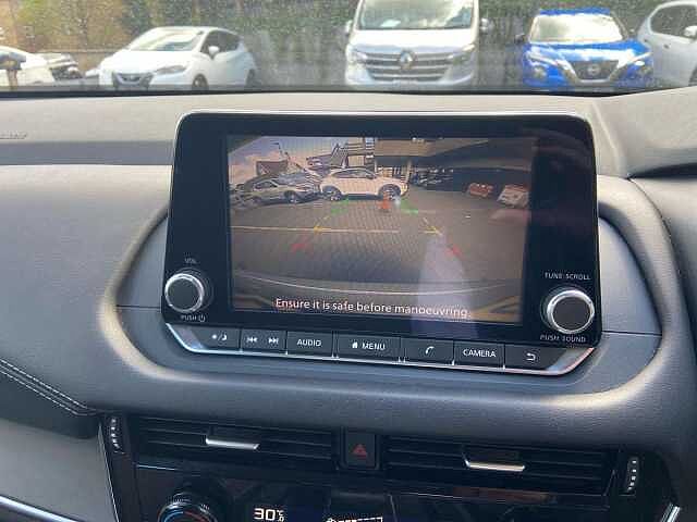 Nissan QASHQAI 1.3 DiG-T MH 158 Acenta Premium 5dr Xtronic