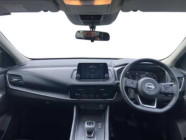 Nissan QASHQAI 1.3 DiG-T MH 158 Acenta Premium 5dr Xtronic